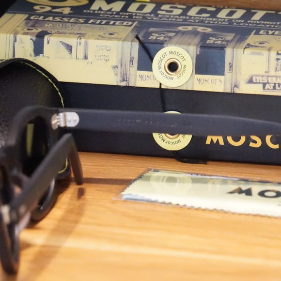 New Moscot Lemtosh Polarized sunglasses $400.00 - Picture 2 of 6